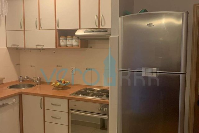 Malinska, two bedroom apartment on the ground floor, near the city center