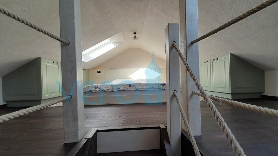 Malinska, Wohnung von 69 m2, 170 m zum Strand, Aussicht, zu verkaufen
