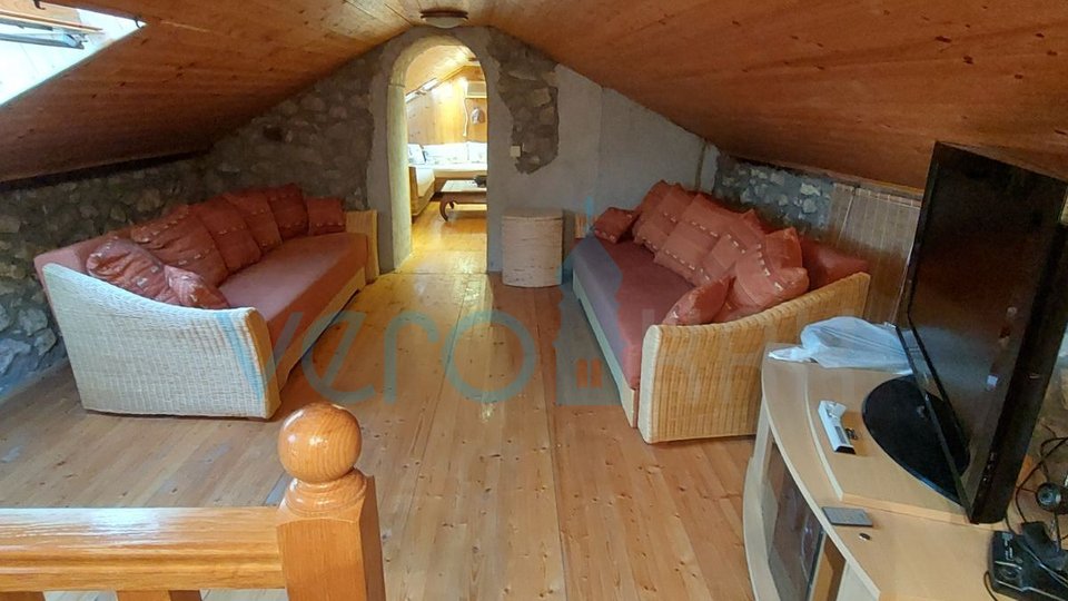 House, 140 m2, For Sale, Omišalj