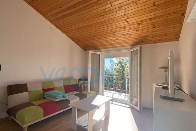 Crikvenica, Jadranovo, Two bedroom apartment with living room and open sea view!