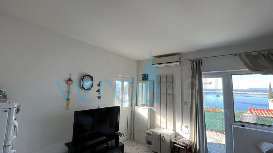 Crikvenica, Dramalj, Appartamento di 32 m2 con una camera da letto con ampia terrazza e vista sul mare