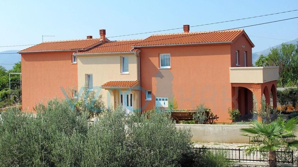 Krk city, wider area, Detached house, swimming pool, sea view, for sale