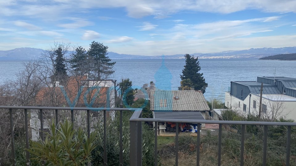 Omišalj, Njivice, Detached house 120 m from the beach with an open view, for sale
