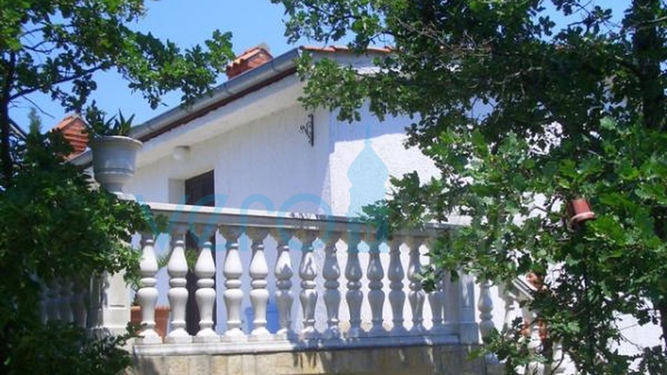 Otok Krk, Malinska, okolica, hiša s 5 apartmaji