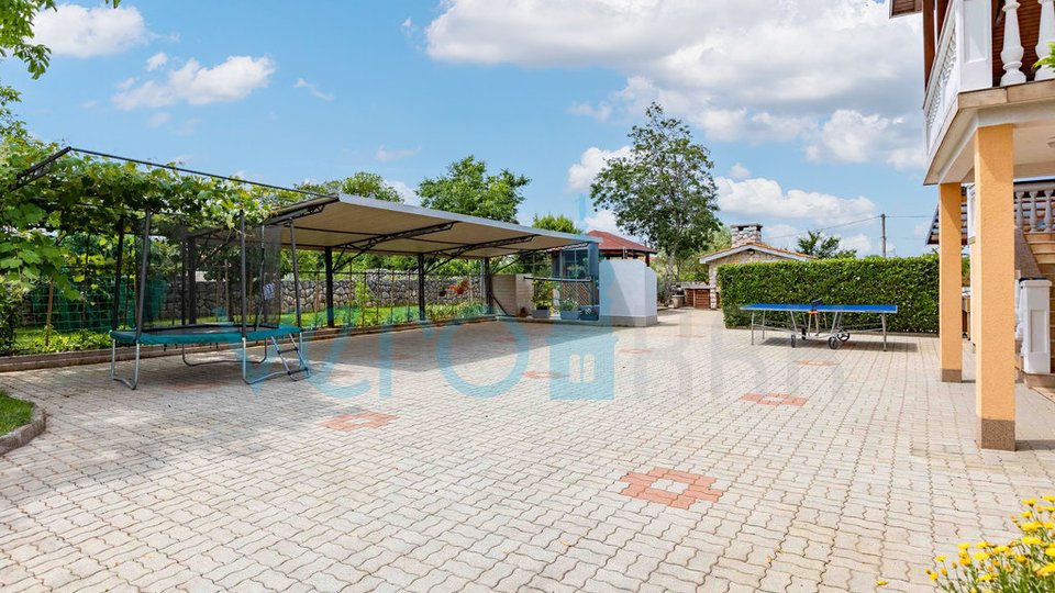 Malinska, surroundings, Detached house with swimming pool, for sale
