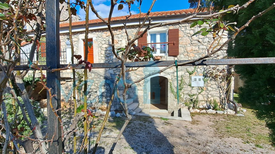 Šilo, casa in pietra 130 m2, decorata in modo unico, in vendita