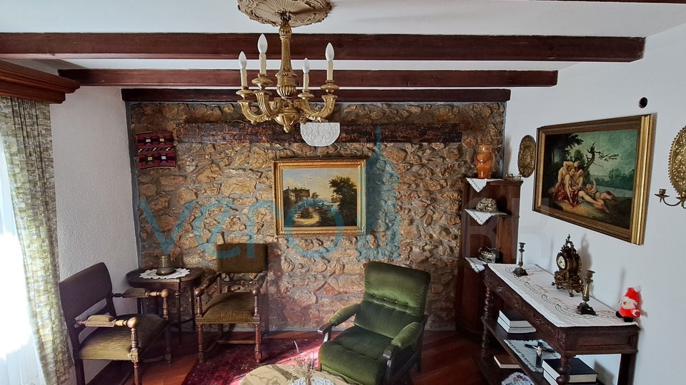 Šilo, casa in pietra 130 m2, decorata in modo unico, in vendita