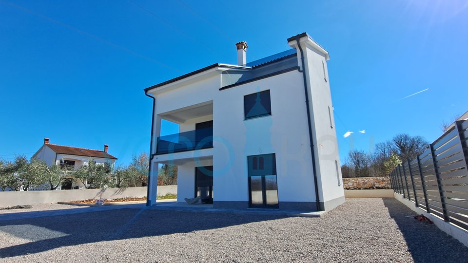 Malinska, šira okolica, Novoizgrađena samostojeća kuća 170 m2 sa prekrasnim pogledom na more, prodaja