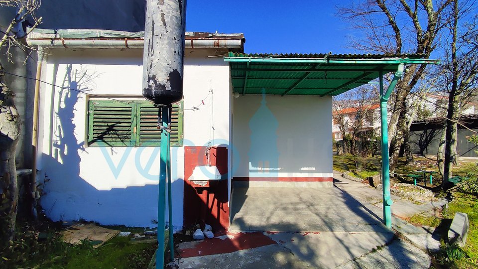 Jadranovo, Umgebung von Crikvenica – Doppelhaushälfte 270 m vom Meer entfernt, zu verkaufen
