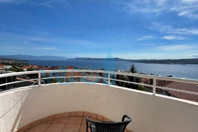 Crikvenica - schöne Wohnung, Panoramablick, Aufzug, zu verkaufen