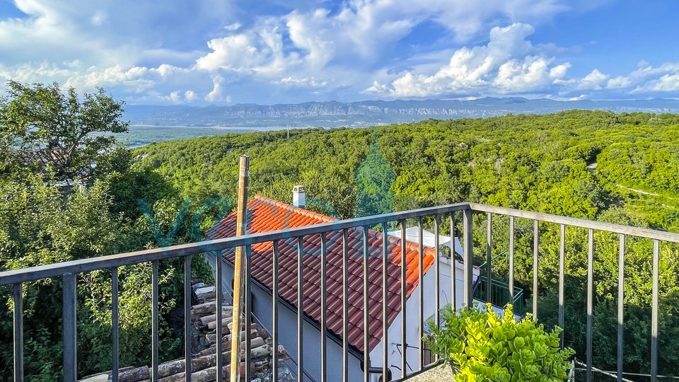 Dobrinj, otok Krk, obnovljena rustikalna kuća, 80m2, pogled, prodaja