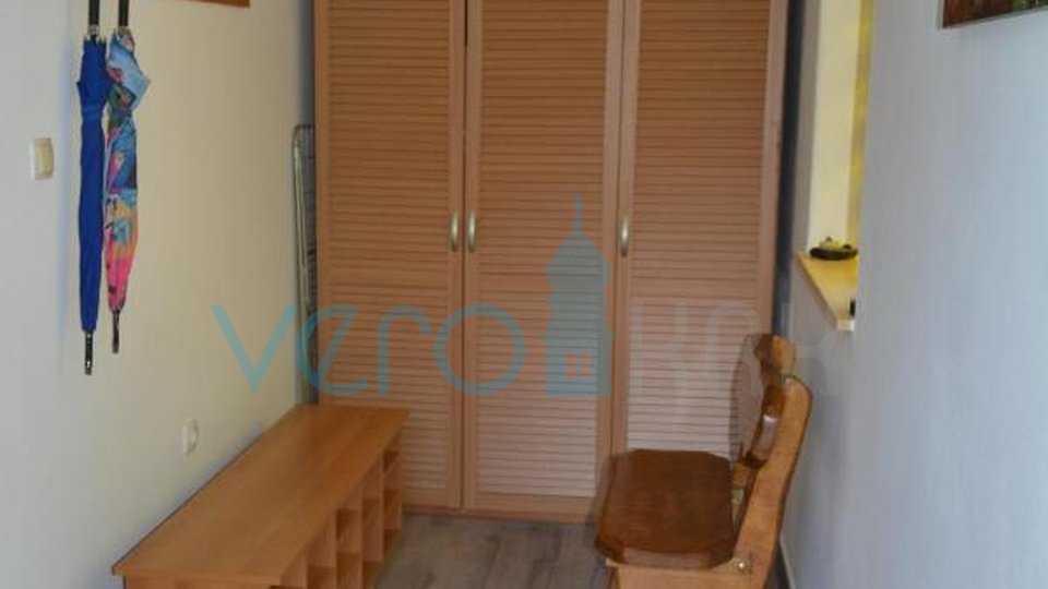 Skrad, okolica, Samostojeća goranska kuća 128m2 s okućnicom, prodaja