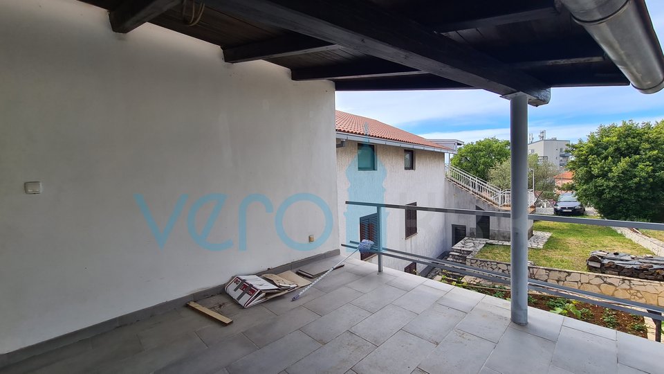 Rijeka, Grbci, Two-story apartment 145m2 with a terrace and open sea view, for sale