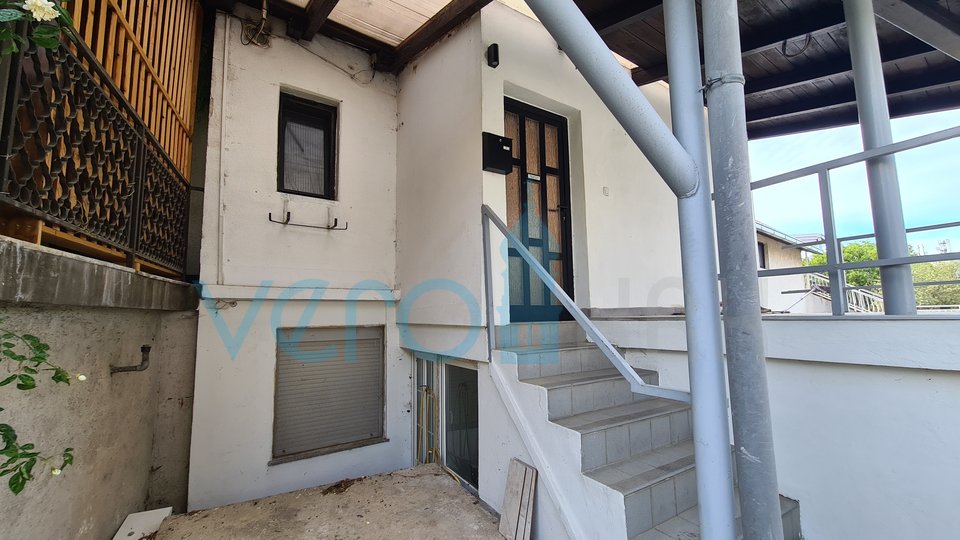 Rijeka, Grbci, Two-story apartment 145m2 with a terrace and open sea view, for sale