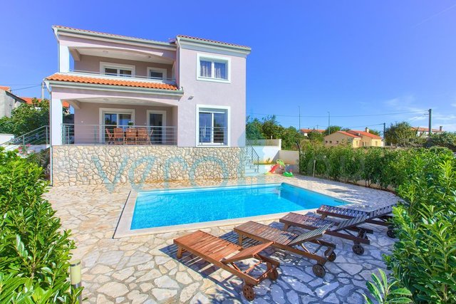 The island of Krk, town of Krk area, detached house with pool and sea view