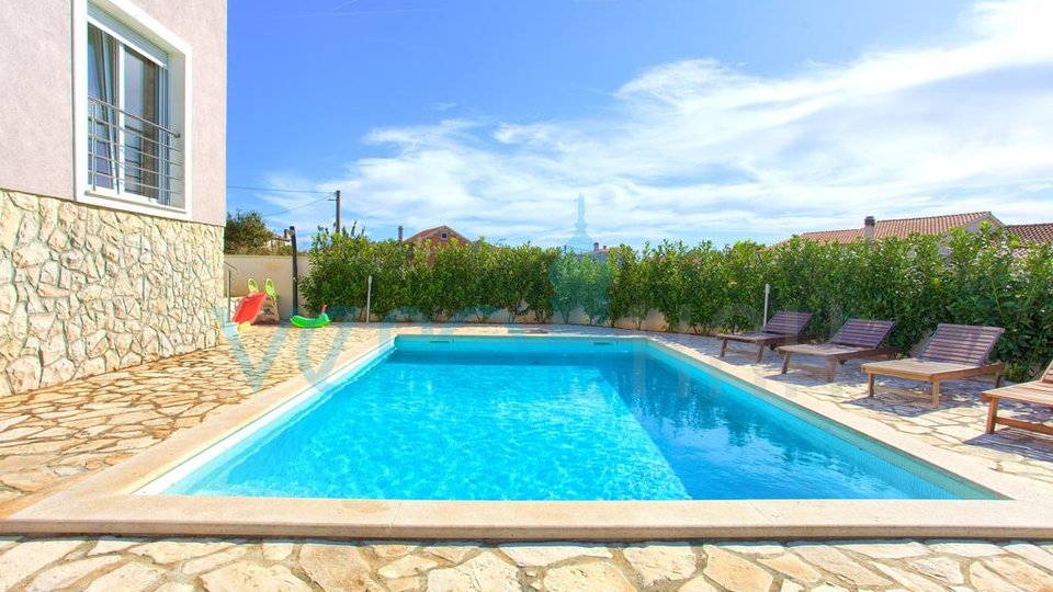 Die Insel Krk, Krk Stadt umgeben, freistehendes Haus mit Pool und Meerblick