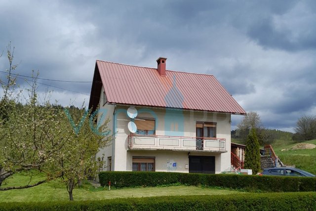 Čabar, Prezid, detached house, large garden, woodshed, for sale