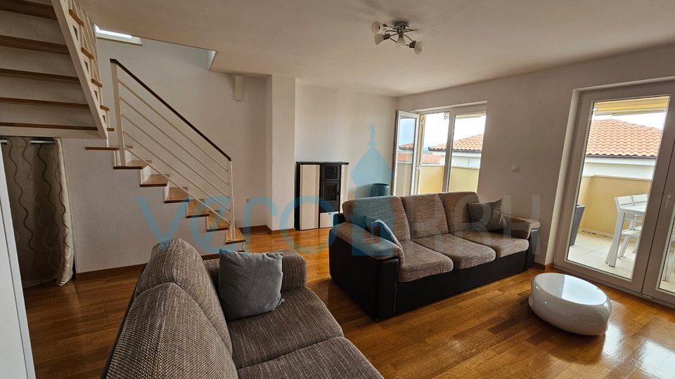 Malinska, near the center, Nice two-story apartment 100 m2 with an open sea view, for sale