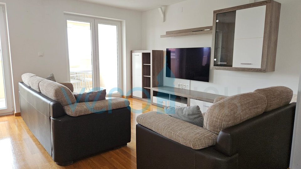 Malinska, near the center, Nice two-story apartment 100 m2 with an open sea view, for sale