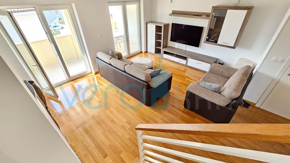 Malinska, near the center, Nice two-story apartment 100 m2 with an open sea view, for sale