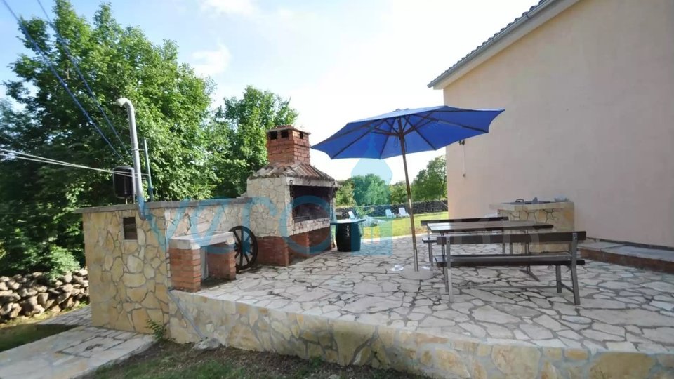 House, 130 m2, For Sale, Vrbnik - Kampelje