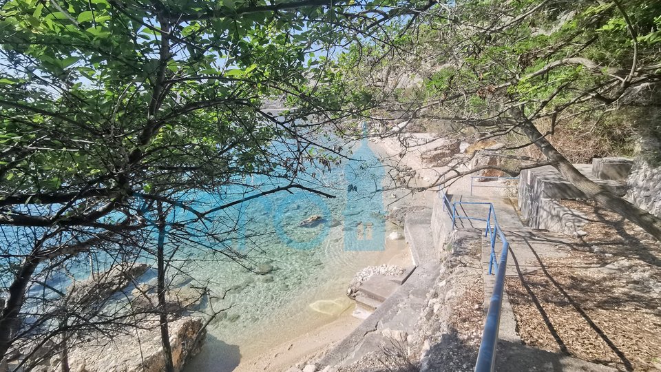 Punat, Stara Baška, Reihenhaus aus Stein, Aussicht, 200 m zum Meer, zu verkaufen