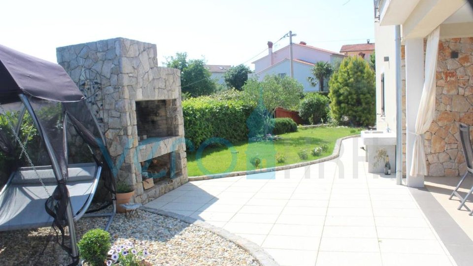 Island of Krk, Šilo, detached family house, garden, swimming pool, sea view, for sale