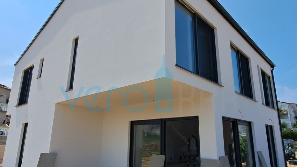 Malinska, center, newly built, semi-detached house with pool, sea view, garden, for sale