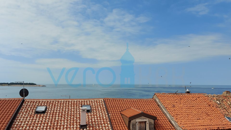 Umag, Stadtzentrum, Steinhaus mit Aussicht, 50m vom Meer