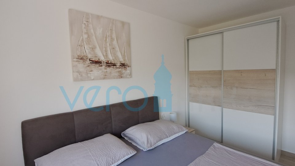 Uvlala Soline, otok Krk, dvosobni apartma 62 m2, pogled na morje, prodamo