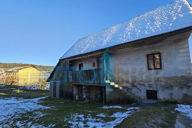 Gorski Kotar, Čabar, Prezid, autohtona kuća sa okućnicom, prodaja