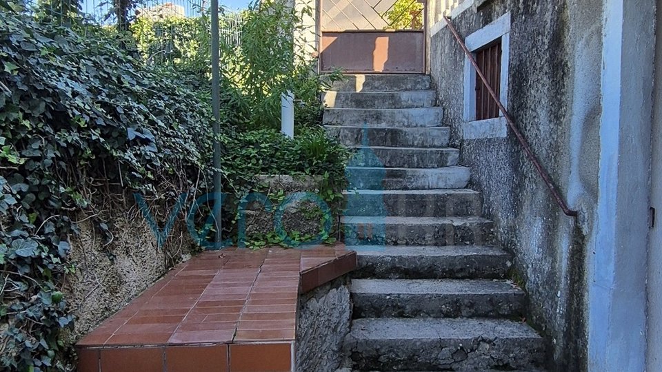 Dobrinj, Insel Krk, freistehendes Steinhaus, Meerblick, Terrasse, Taverne, zu verkaufen