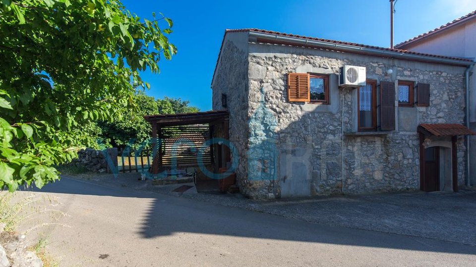 Isola di Krk, dintorni, autentica casa in pietra ristrutturata
