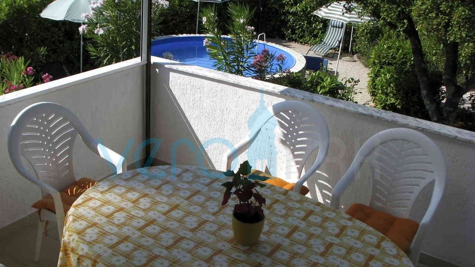 Island of Krk, surroundings, nice house with pool and landscaped garden