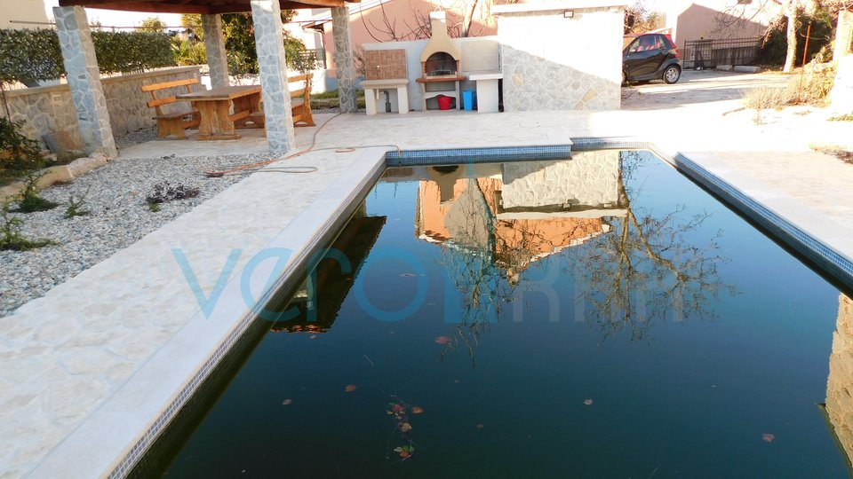 Dobrinj, island of Krk, surroundings, autochthonous stone house with pool and garden