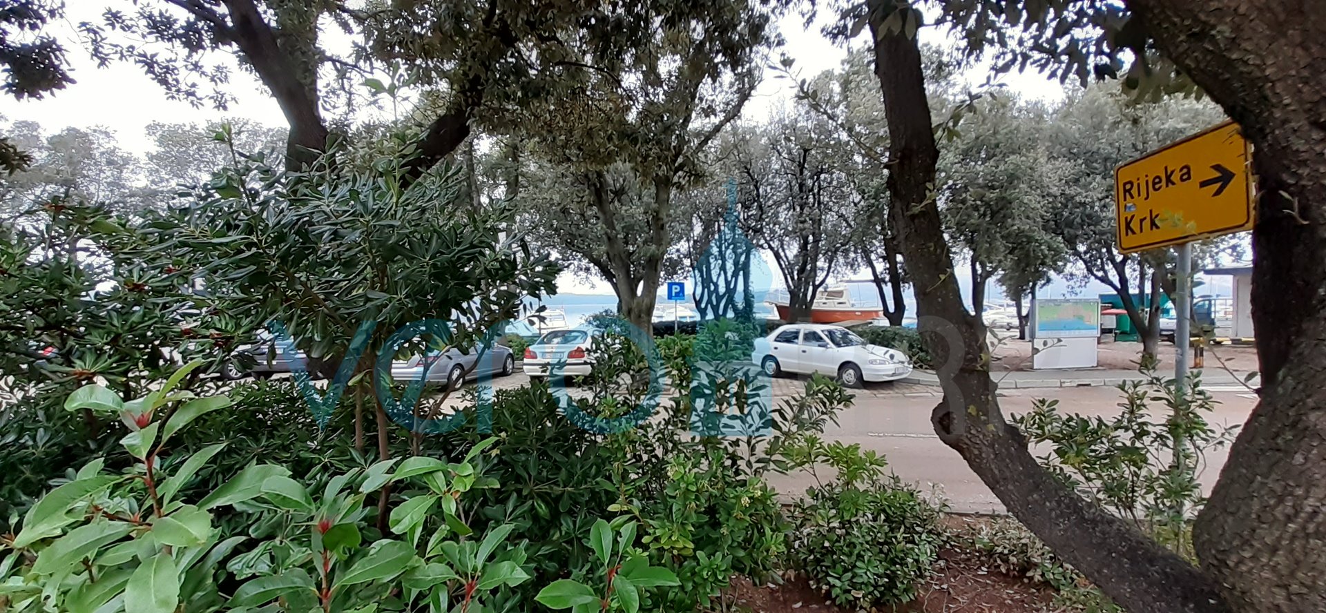 Punat,otok Krk, uhodan restoran na frekventnoj lokaciji 